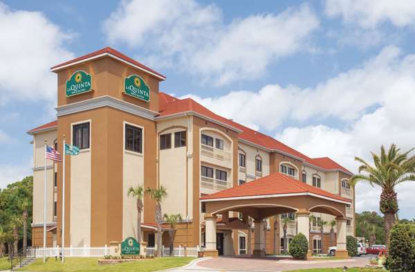 La Quinta Inn & Suites by Wyndham Fort Walton Beach — Downtown Fort Walton Beach