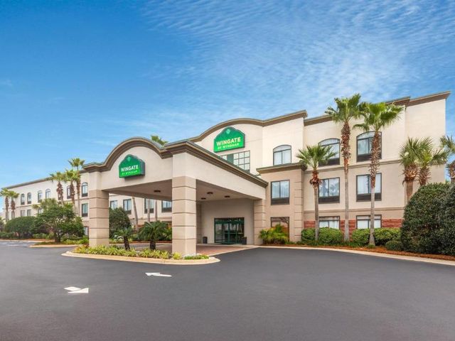 Wingate by Wyndham Destin — 3.6 km away from Destin Harbor Fort Walton Beach