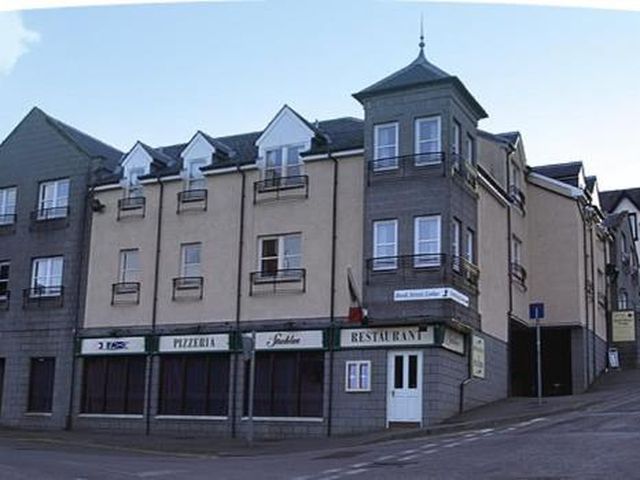 Bank Street Lodge — 1.4 km away from Glen Nevis Fort William
