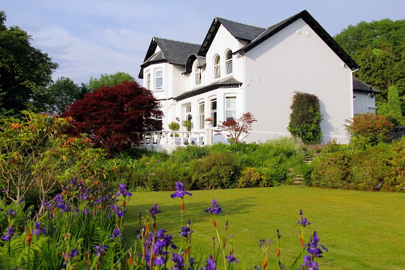 Crolinnhe Guest House — Grange Road