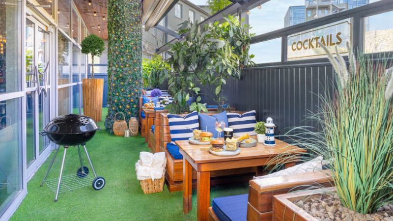 Harbour Hotel — New Dock Road