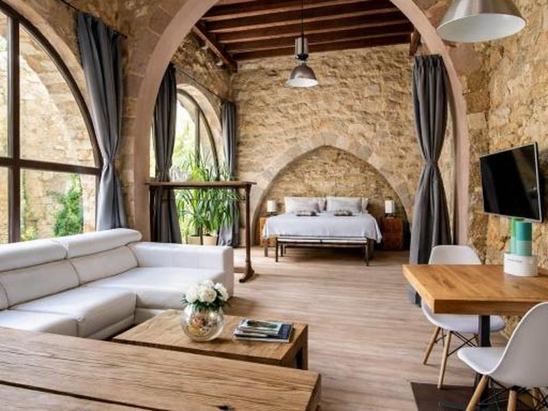 AS Palau dels Alemanys Suites Boutique Monument — Old Town