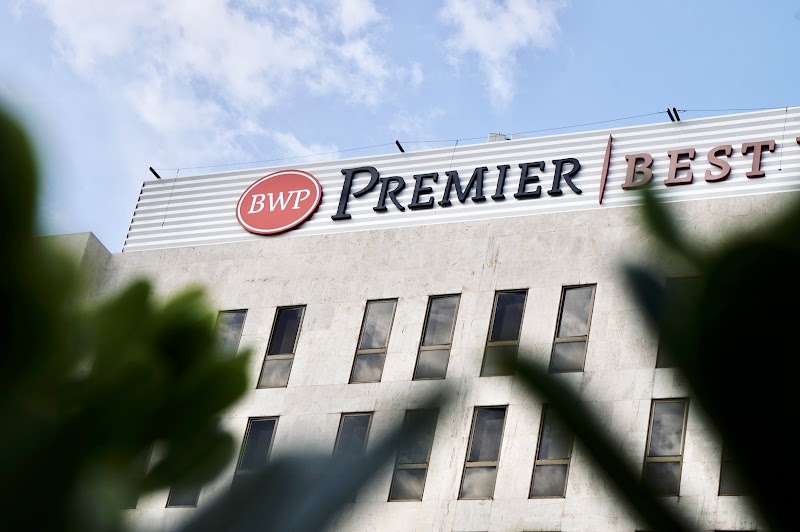 Best Western Premier CMC Girona — Old Town