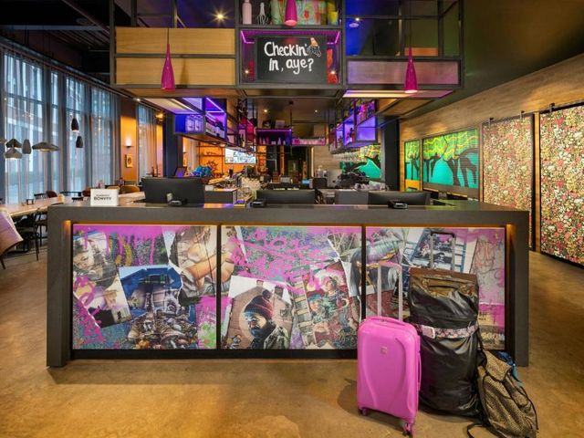 Moxy Glasgow Merchant City — 2.4 km away from Celtic Park