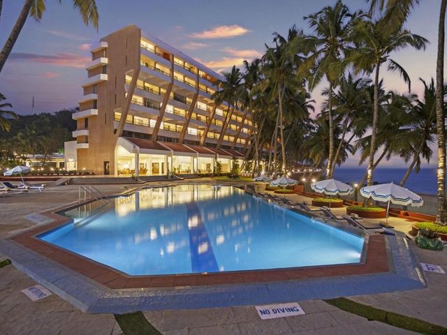 Bogmallo Beach Resort — 1.9 km from the airport