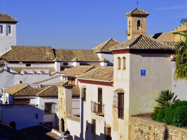 Hotel Santa Isabel La Real — 800 m away from University of Granada