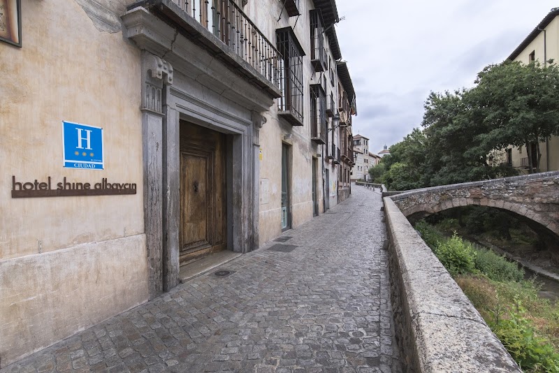 Shine Albayzín — Albaicín