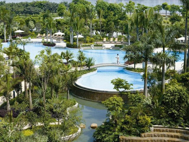 Shangri-La Guangzhou — 900 m away from Canton Fair