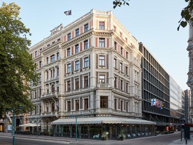 Hotel Kämp — 350 m away from Senate Square