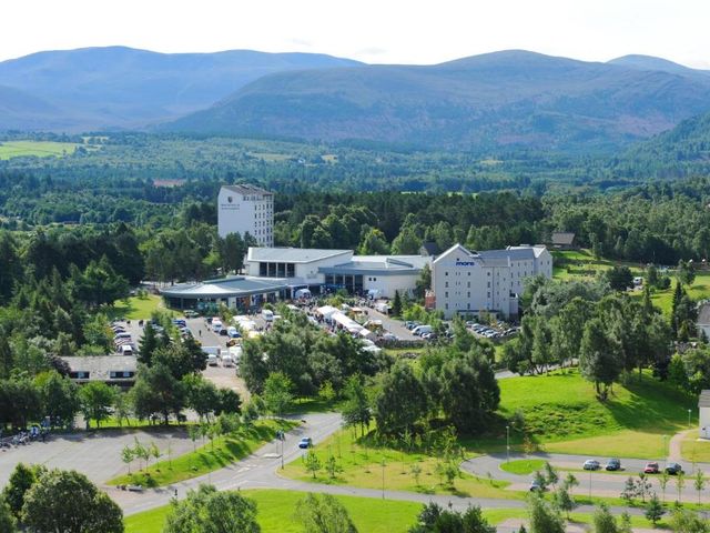 Macdonald Morlich Hotel at Macdonald Aviemore Resort — 13.4 km away from Cairngorm Plateau Highlands