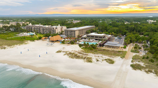 Beach House Resort Hilton Head Island — Coligny Beach / Forest Beach