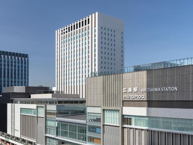 HOTEL GRANVIA HIROSHIMA SOUTH GATE — 50 m away from Hiroshima Station