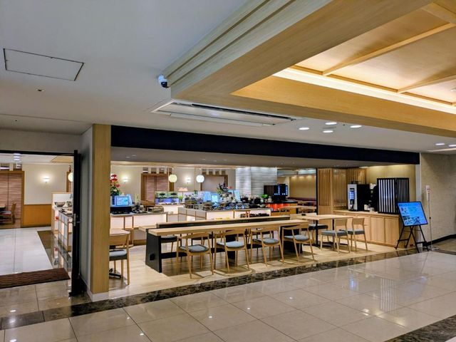 Hotel Hokke Club Hiroshima — 500 m away from Hiroshima Peace Memorial