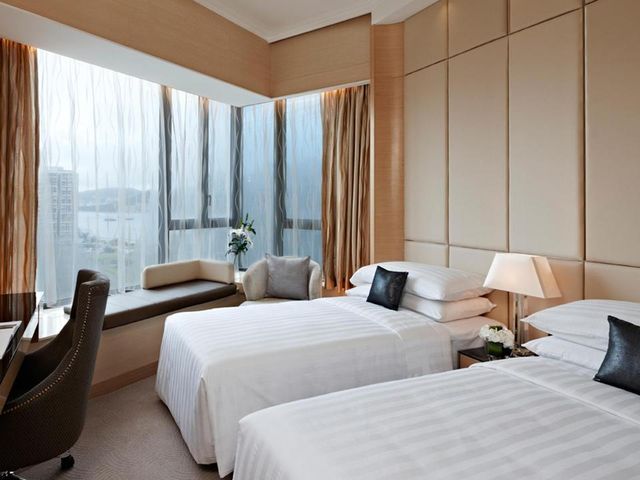 Dorsett Kwun Tong, Hong Kong — 5.2 km away from HKUST