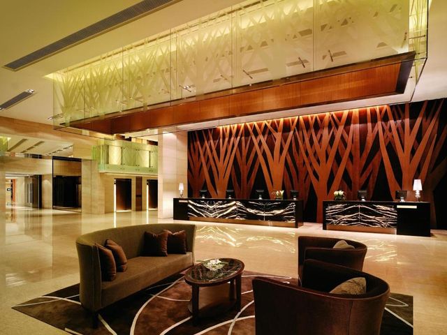 Hyatt Regency Hong Kong — 3.7 km away from Prince of Wales Hospital Hong Kong