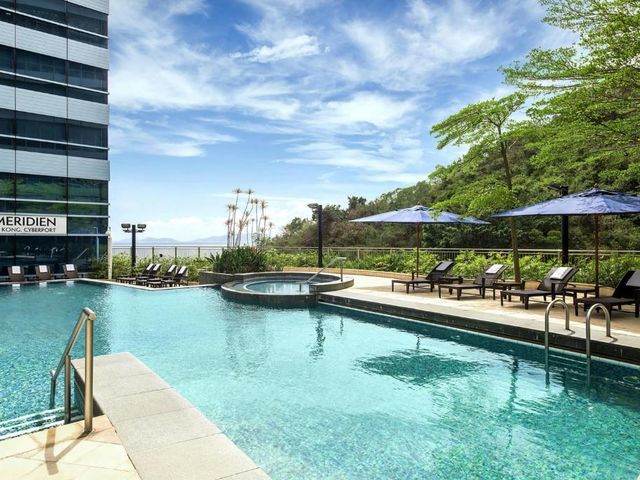 Le Méridien Hong Kong, Cyberport — 900 m away from Queen Mary Hospital HK