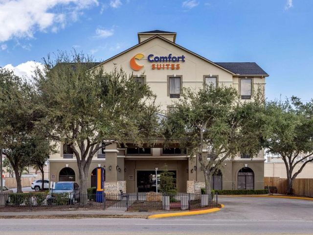 Comfort Suites Houston near Medical Center- NRG Stadium — 800 m away from NRG Stadium
