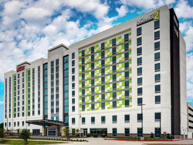 Home2 Suites by Hilton Houston Medical Center, TX — 2 km away from Houston Museum of Natural Science