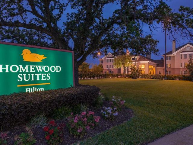 Homewood Suites by Hilton Houston-Clear Lake — 3.2 km away from Houston Space Center