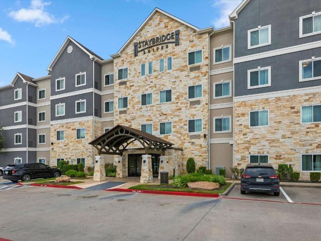 Staybridge Suites Houston-NASA Clear Lake by IHG — 3.8 km away from Houston Space Center