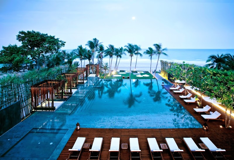 Cape Nidhra Hotel — Central Hua Hin (near Hua Hin Beach / Night Market area)