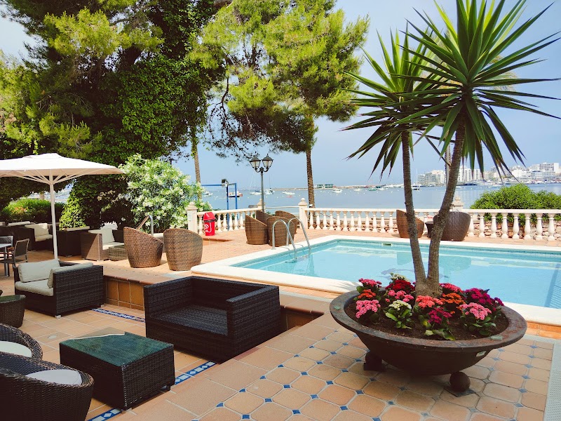 Hotel Ses Savines — Sant Antoni