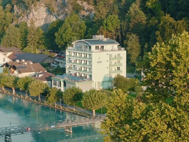 HOP Apartments & Suites — 900 m away from Harder Kulm Interlaken