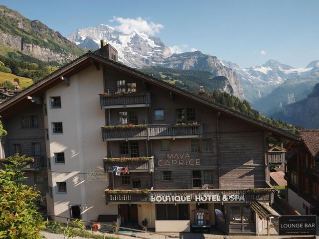 Hotel Maya Caprice — 7.7 km away from Jungfraujoch Interlaken