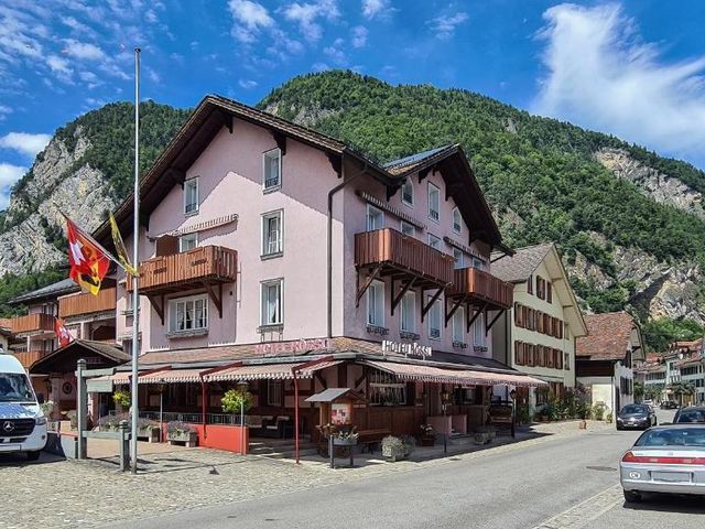 Hotel Rössli — 1.3 km away from Harder Kulm Interlaken