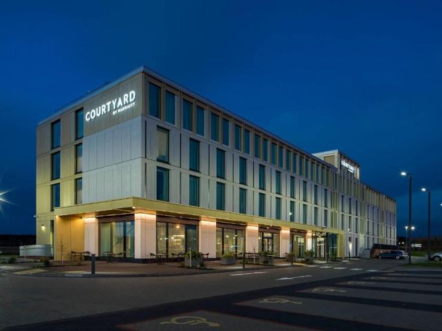 Courtyard by Marriott Inverness Airport — Inverness
