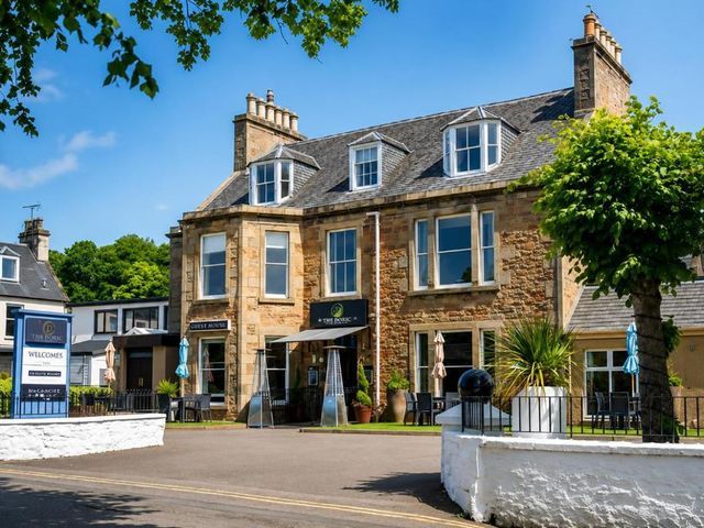 The Glenmoriston Townhouse Hotel — Inverness City Centre