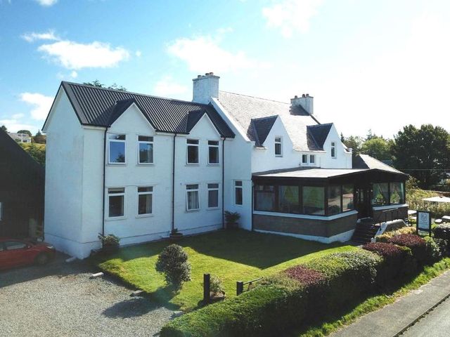 Atholl House Skye — 2.1 km away from Dunvegan Castle Isle of Skye