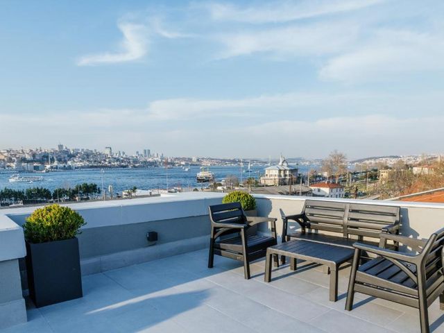 Dream Bosphorus Hotel — 450 m away from Topkapi Palace