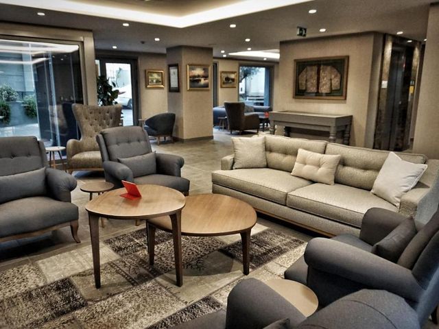 Eresin Hotels Express — 700 m away from Istanbul Medical Faculty Hospital