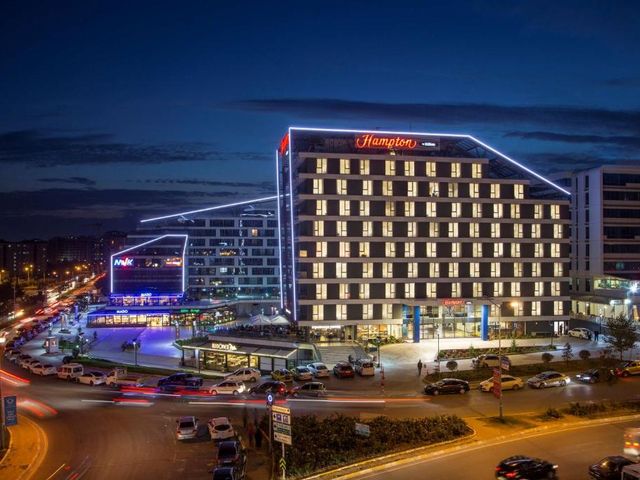 Hampton by Hilton Istanbul Kurtkoy — 2.3 km from the airport