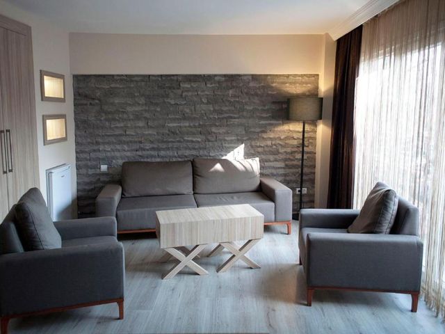 Sun Suites — 500 m away from Fenerbahce Sukru Saracoglu