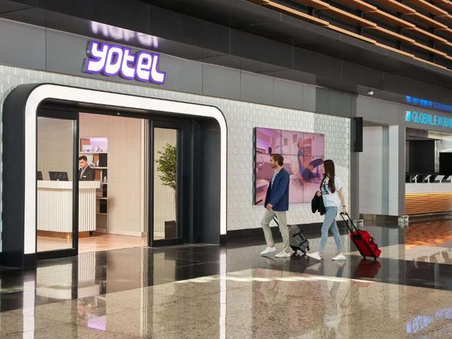 YOTEL Istanbul Airport, City Entrance — 300 m from the airport