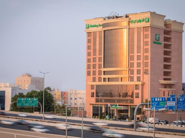Holiday Inn Jeddah Gateway by IHG — 5 km from the airport
