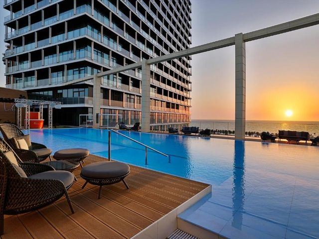 Shangri-La Jeddah — 1.1 km away from Jeddah Corniche Circuit