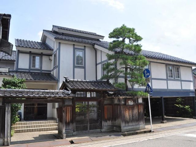 Camellia Inn Yukitsubaki — 600 m away from Kanazawa Castle