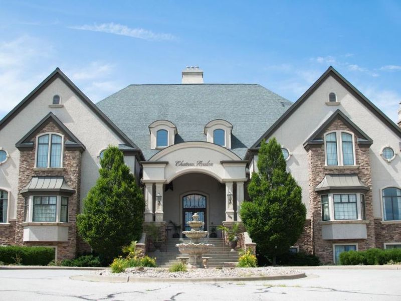 Chateau Avalon Hotel & Spa, Kansas City