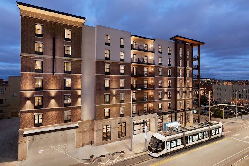 Hampton Inn & Suites Kansas City-Country Club Plaza — Country Club Plaza