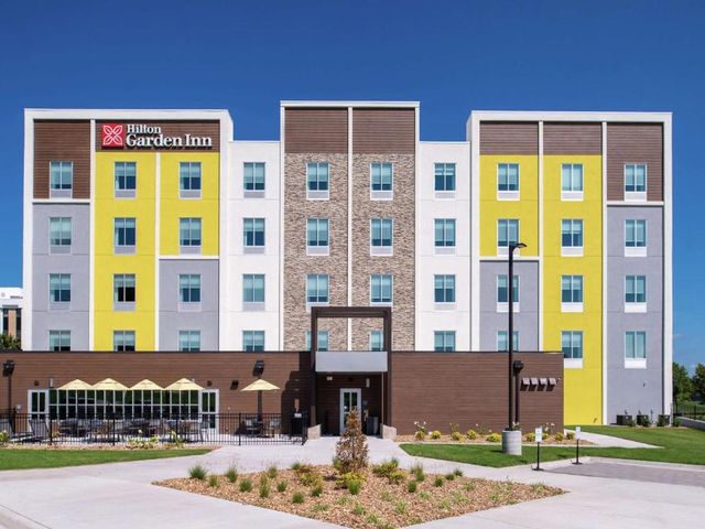 Hilton Garden Inn Kansas City Airport Mo — 3.4 km from the airport