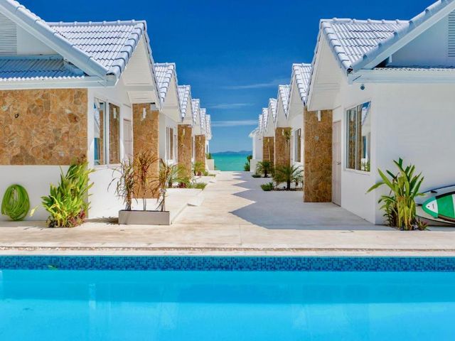 So KohKoon Beach Resort — 1.1 km from the airport