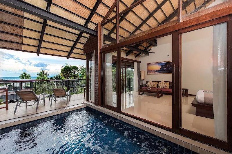 Holiday Ao Nang Beach Resort, Krabi — Ao Nang Beach