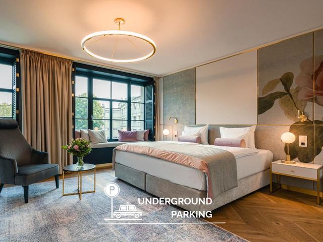 Hotel Ferreus Modern Art Deco — 600 m away from University Hospital Krakow