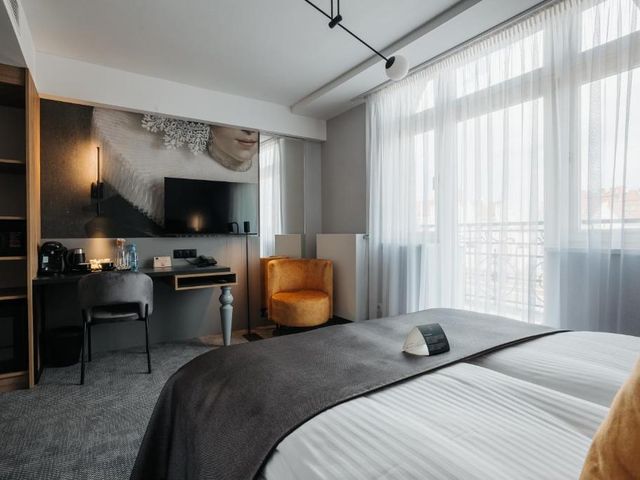 Hotel M4 Boutique — 600 m away from University Hospital Krakow