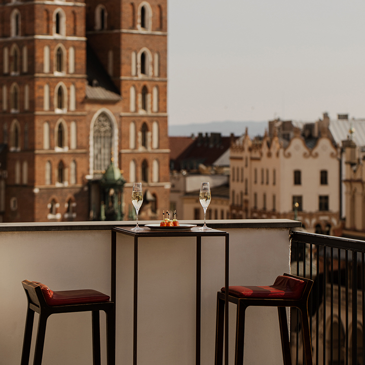 Stary Hotel — Stare Miasto