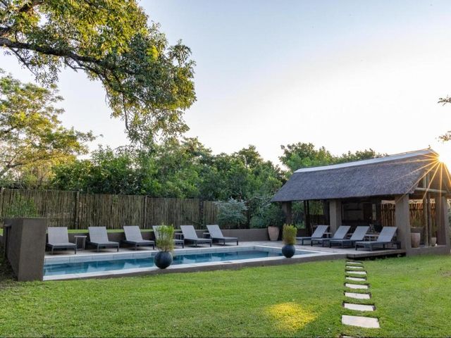 Langa Langa Tented Safari Camp — 15.4 km away from Sabi Sand Reserve Kruger