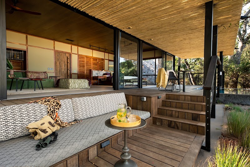 Tanda Tula Safari Camp — Timbavati